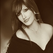 LAURA CARRETERO
